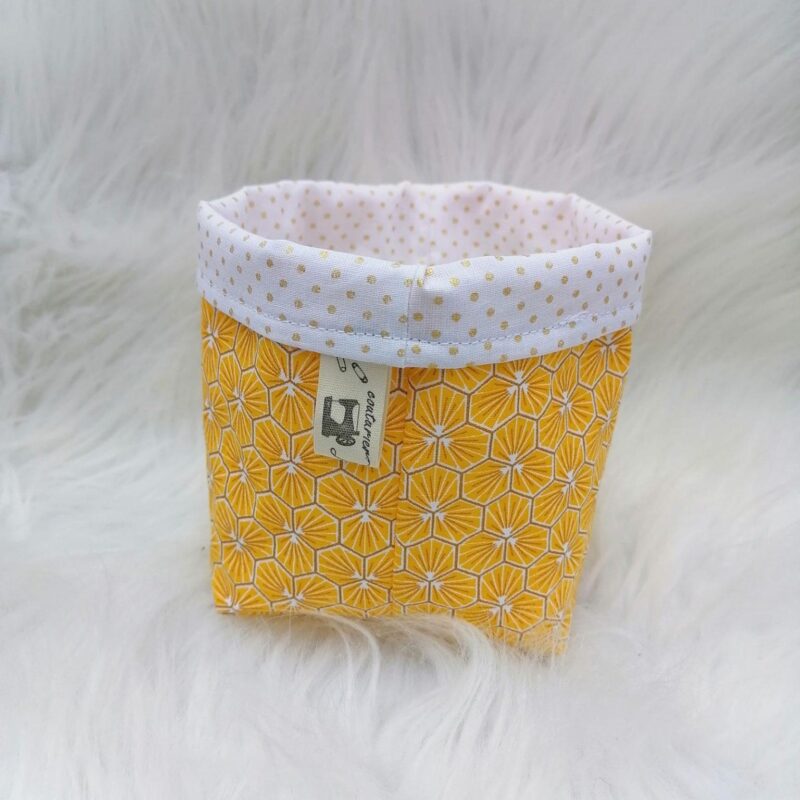 panière en tissu jaune pour salle de bain