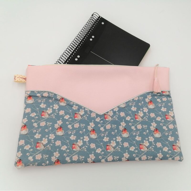 Pochette plate bi-matière