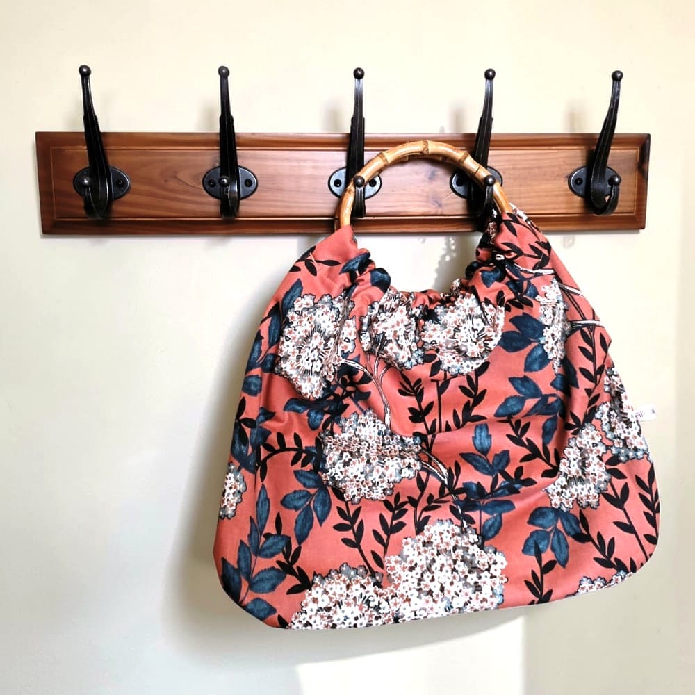 sac anses en bambou fait main motif hortensias